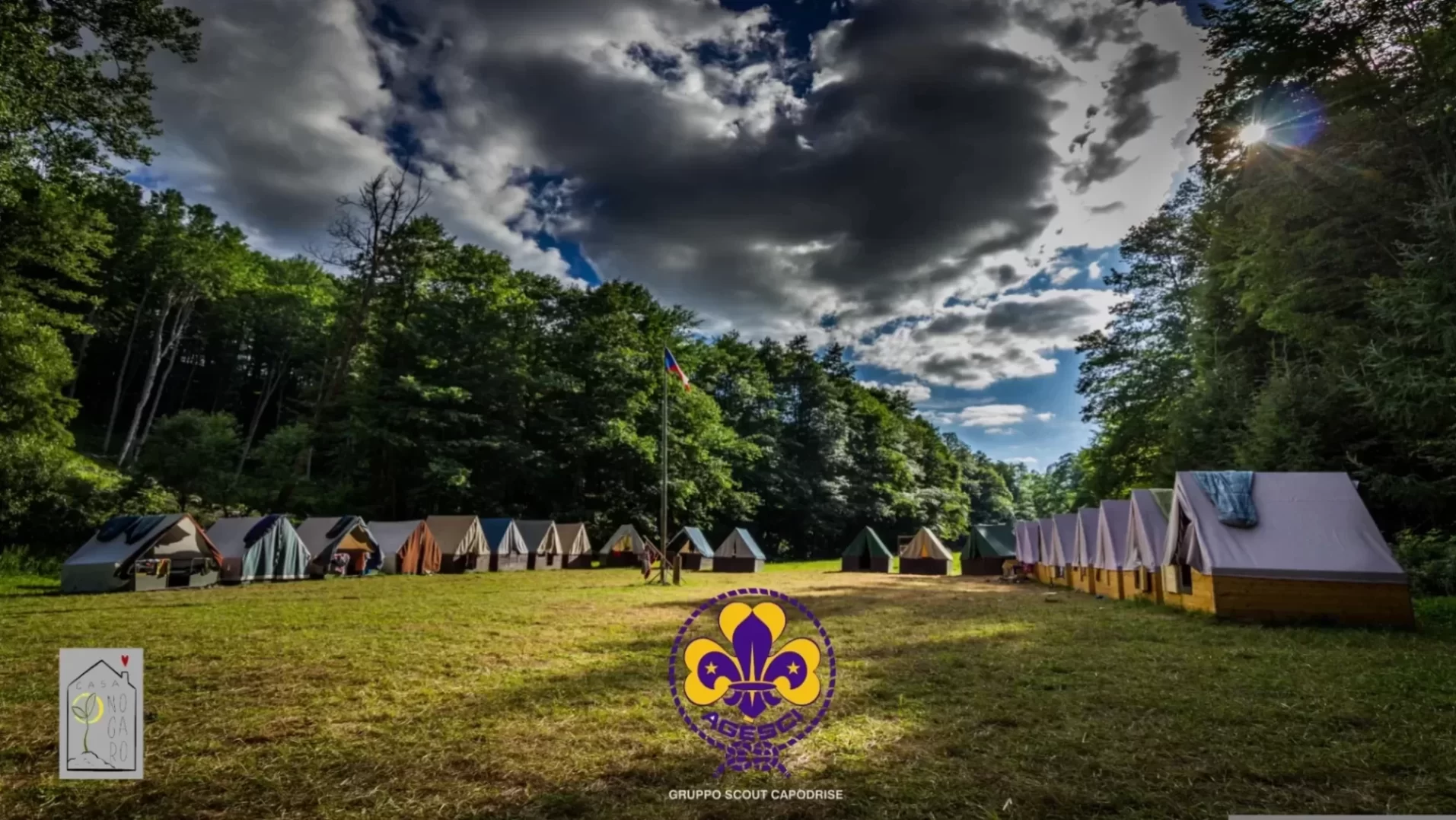 campo scout nel bosco